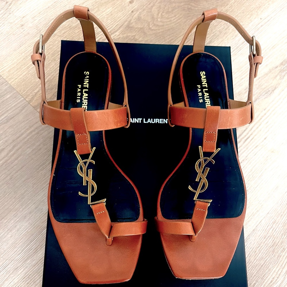 Saint Laurent Cassandra Flat Sandal Tan